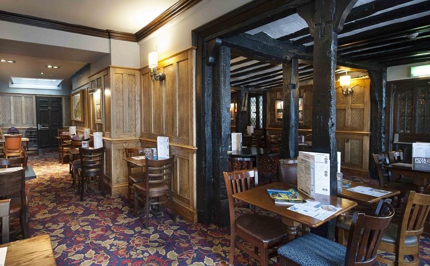 The Royal Hop Pole Wetherspoon テュークスベリー エクステリア 写真